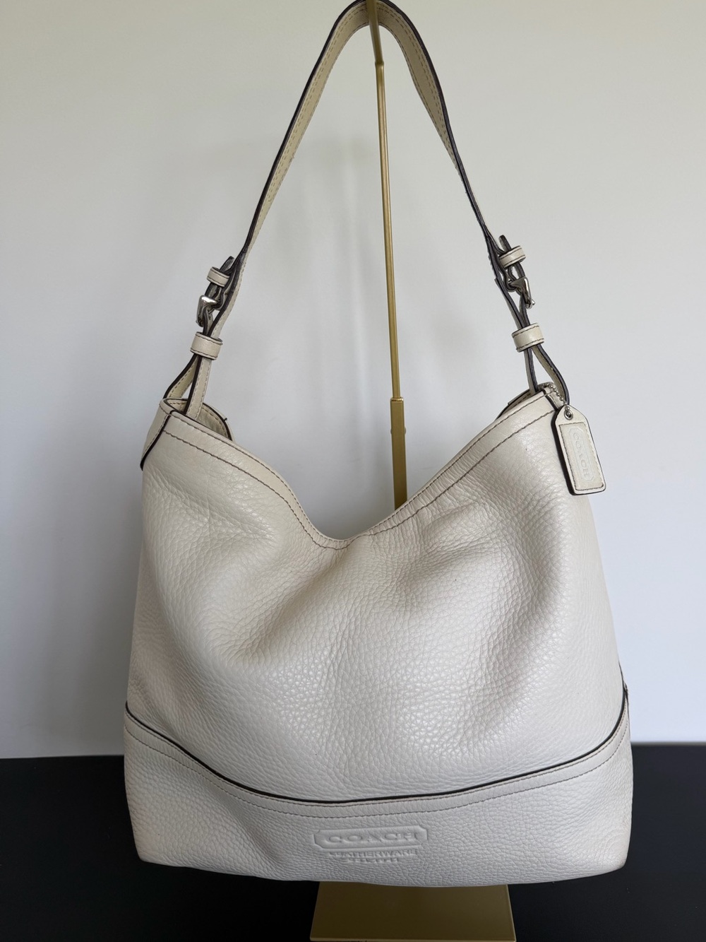 Coach 5715 Pebbled Leather Shoulder Tote White Hobo Y2K